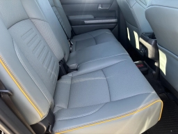 Toyota Tacoma 4WD Trailhunter Hybrid Double Cab 5' Bed AT (Natl) 2026