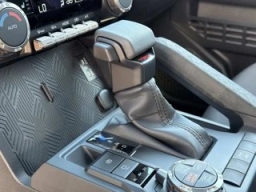 Toyota Tacoma 4WD TRD Off Road Hybrid Double Cab 5' Bed AT (Natl) 2026