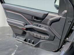 Toyota Tacoma 4WD TRD Pro Hybrid Double Cab 5' Bed AT (GS) 2026