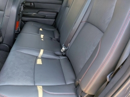 Toyota Tacoma 4WD TRD Pro Hybrid Double Cab 5' Bed AT (GS) 2026