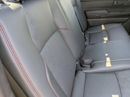 Toyota Tacoma 4WD TRD Pro Hybrid Double Cab 5' Bed AT (GS) 2026