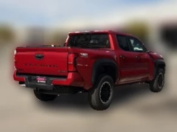 Toyota Tacoma 4WD TRD Off Road Hybrid Double Cab 5' Bed AT (Natl) 2026