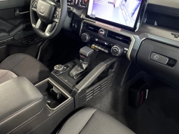 Toyota Tacoma 4WD TRD Off Road Hybrid Double Cab 5' Bed AT (Natl) 2026