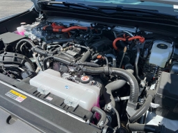 Toyota Tacoma 4WD Trailhunter Hybrid Double Cab 6' Bed AT (Natl) 2026