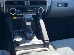 Toyota Tacoma 4WD Trailhunter Hybrid Double Cab 6' Bed AT (Natl) 2026