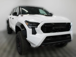 Toyota Tacoma 4WD TRD Pro Hybrid Double Cab 5' Bed AT (Natl) 2026