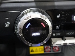 Toyota Tacoma 4WD TRD Pro Hybrid Double Cab 5' Bed AT (Natl) 2026