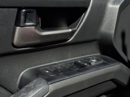 Toyota Tacoma 4WD TRD Off Road Hybrid Double Cab 5' Bed AT (Natl) 2026