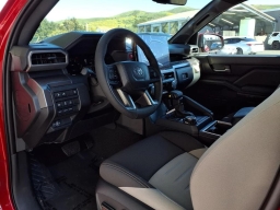 Toyota Tacoma 4WD TRD Off Road Hybrid Double Cab 5' Bed AT (Natl) 2026