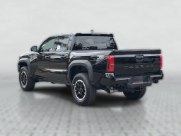 Toyota Tacoma 4WD TRD Off Road Hybrid Double Cab 5' Bed AT (Natl) 2026