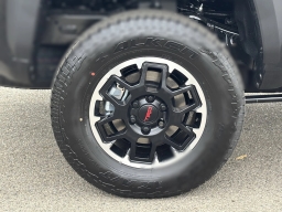 Toyota Tacoma 4WD TRD Off Road Hybrid Double Cab 5' Bed AT (Natl) 2026