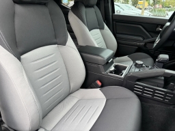 Toyota Tacoma 4WD TRD Off Road Hybrid Double Cab 5' Bed AT (Natl) 2026