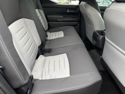 Toyota Tacoma 4WD TRD Off Road Hybrid Double Cab 5' Bed AT (Natl) 2026