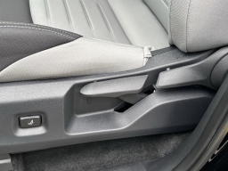 Toyota Tacoma 4WD TRD Off Road Hybrid Double Cab 5' Bed AT (Natl) 2026