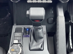 Toyota Tacoma 4WD TRD Off Road Hybrid Double Cab 5' Bed AT (Natl) 2026