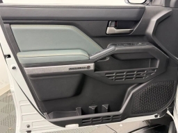 Toyota Tacoma 4WD Trailhunter Hybrid Double Cab 6' Bed AT (Natl) 2026