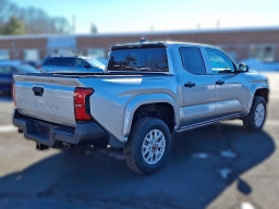 Toyota Tacoma 4WD SR Double Cab 5' Bed AT (Natl) 2026