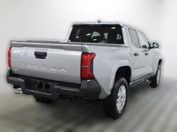 Toyota Tacoma 4WD SR Double Cab 5' Bed AT (Natl) 2026