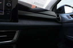 Volkswagen Taos SE Black 4MOTION 2025