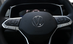 Volkswagen Taos SE Black 4MOTION 2025