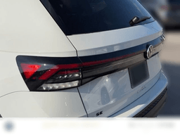 Volkswagen Taos SE Black 4MOTION 2026