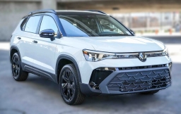 Volkswagen Taos SE Black FWD 2026