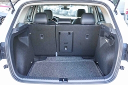 Volkswagen Taos SE Black FWD 2026