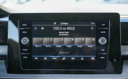 Volkswagen Taos SE Black FWD 2026