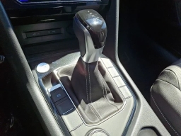 Volkswagen Taos SEL 4MOTION 2025
