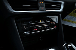 Volkswagen Taos SEL 4MOTION 2025