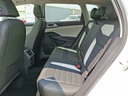 Volkswagen Taos SEL 4MOTION 2025