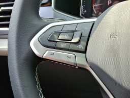 Volkswagen Taos SEL 4MOTION 2025