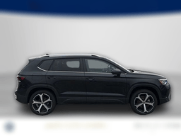 Volkswagen Taos SEL 4MOTION 2026