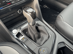 Volkswagen Taos SEL 4MOTION 2025