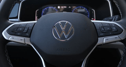 Volkswagen Taos SEL 4MOTION 2025