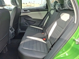 Volkswagen Taos SEL 4MOTION 2026