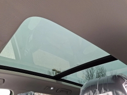 Volkswagen Taos SEL 4MOTION 2026