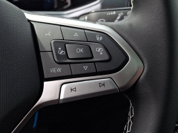 Volkswagen Taos SEL 4MOTION 2026