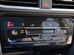 Volkswagen Taos SEL 4MOTION 2026