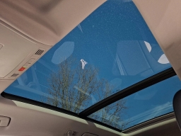 Volkswagen Taos SEL 4MOTION 2026