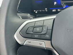 Volkswagen Taos S FWD 2026