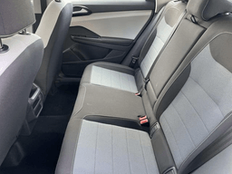 Volkswagen Taos S FWD 2026