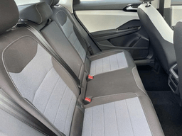 Volkswagen Taos S FWD 2026