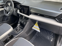 Volkswagen Taos S FWD 2026