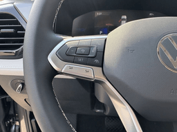 Volkswagen Taos S FWD 2025