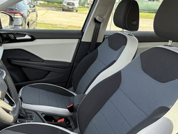 Volkswagen Taos S FWD 2025