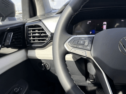 Volkswagen Taos S FWD 2025