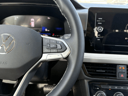 Volkswagen Taos S FWD 2025