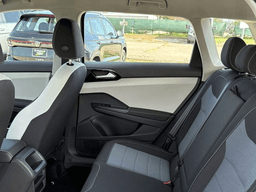 Volkswagen Taos S FWD 2025