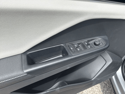 Volkswagen Taos S FWD 2025